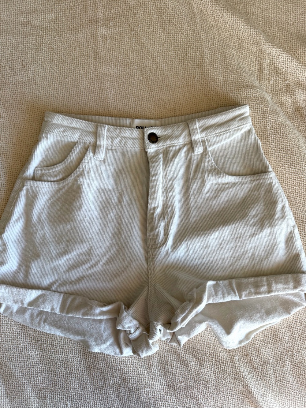 Rolla’s Womans White Rolled-Hem Corduroy Denim Shorts - Picture 3 of 6